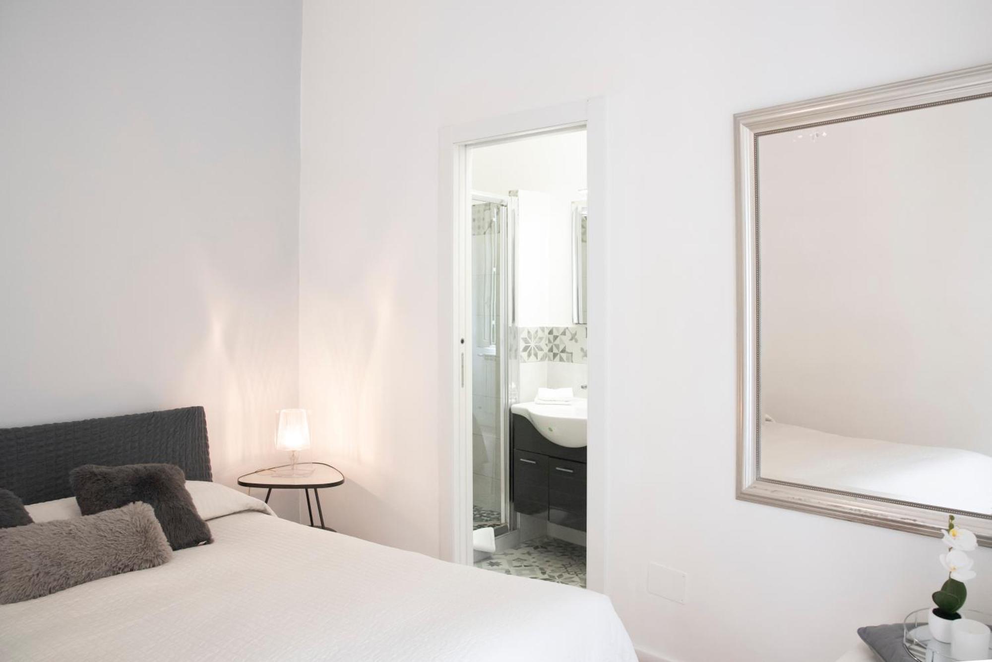 רומא Santonofrio Apartments מראה חיצוני תמונה